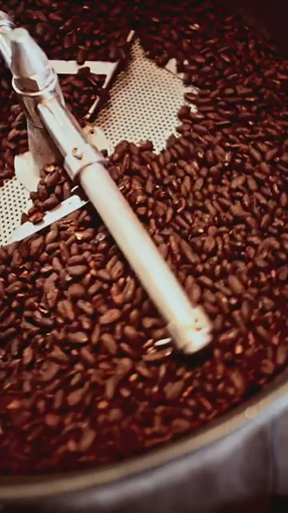 Small batch roasting Aunty Tommy&
